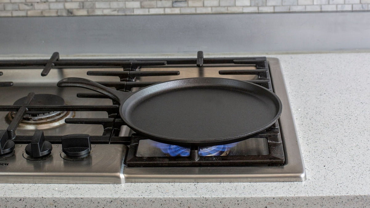 Lodge Seasoned Cast-Iron Griddle with Raised Edges, 10.5-in
