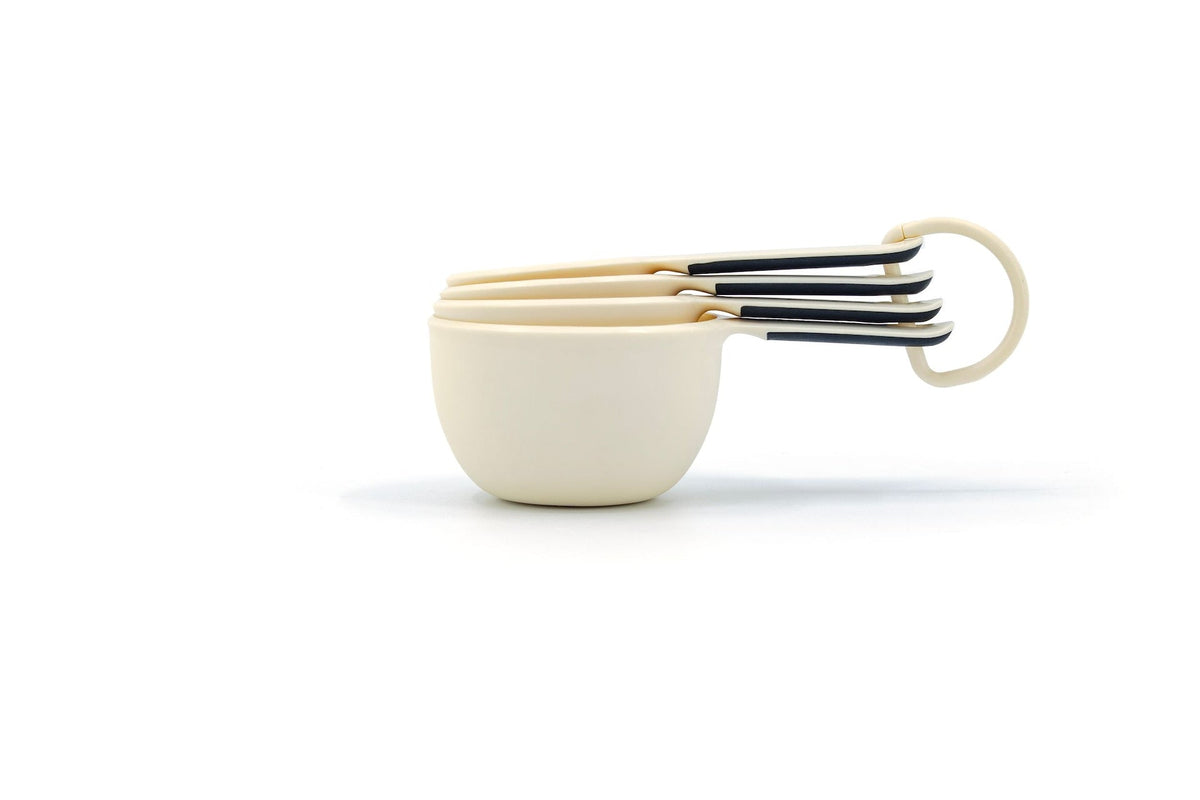 Plastic Measuring Cups, Almond Cream
