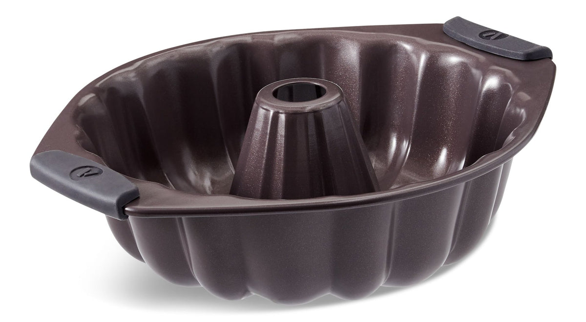 Non-Stick Fluted Cake Pan, 9.5-in