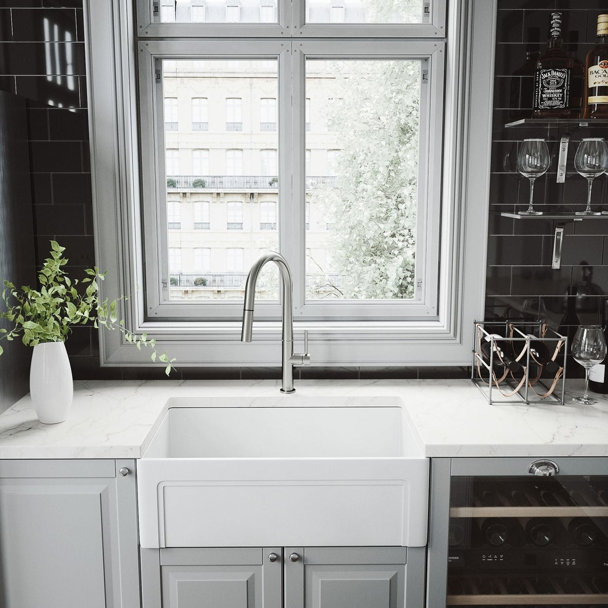 Greenwich Single Handle Pull Down Sprayer Kitchen Faucet with Deck Plate, Stainless Steel